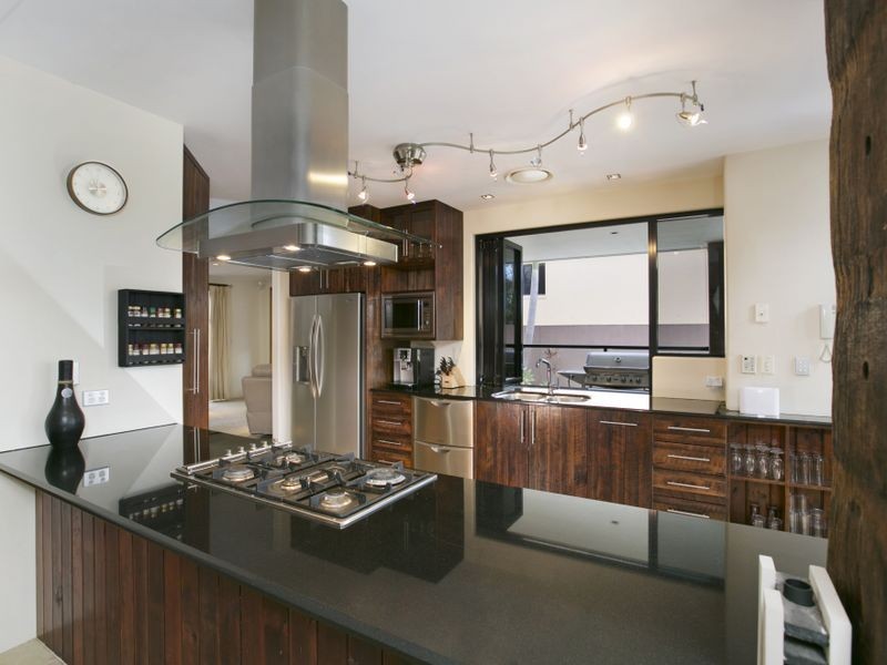 19 Torquay Place, Arundel QLD 4214