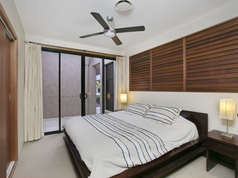 19 Torquay Place, Arundel QLD 4214