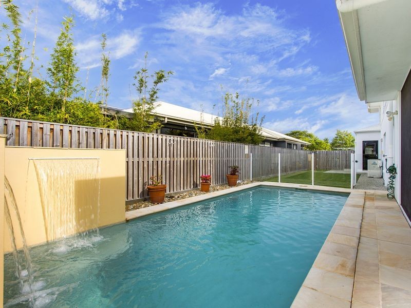 9 Captain Hope Avenue, Maudsland QLD 4210