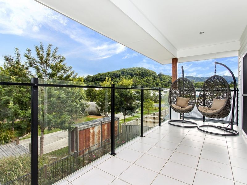 9 Captain Hope Avenue, Maudsland QLD 4210