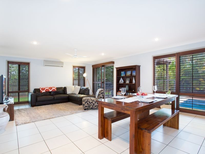 4 Appollo Place, Oxenford QLD 4210