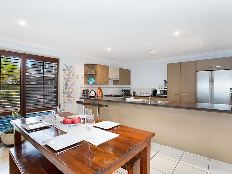 4 Appollo Place, Oxenford QLD 4210