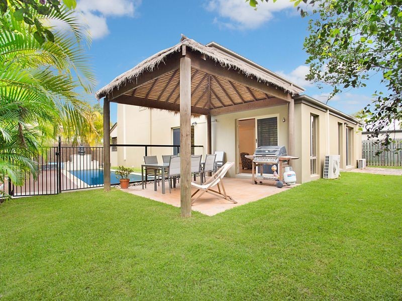 4 Appollo Place, Oxenford QLD 4210