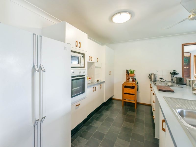 10 Tanunda Drive, Helensvale QLD 4212