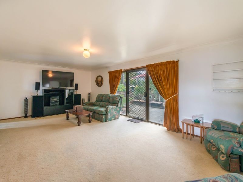 10 Tanunda Drive, Helensvale QLD 4212