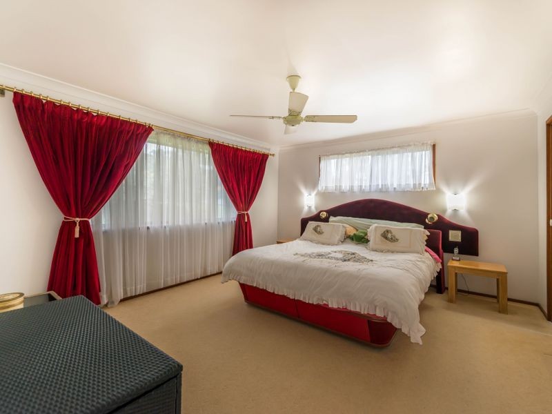 10 Tanunda Drive, Helensvale QLD 4212