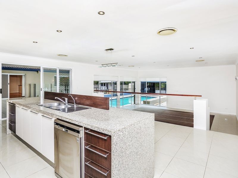 38 Eastern Court, Helensvale QLD 4212