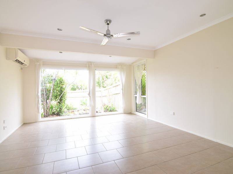 3 Robe Court, Helensvale QLD 4212