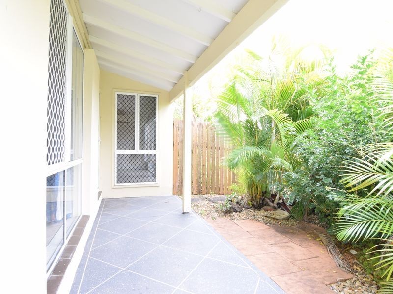 3 Robe Court, Helensvale QLD 4212