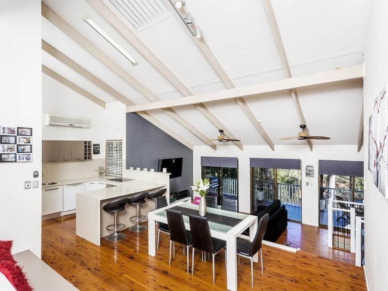 32 Ridgevale Drive, Helensvale QLD 4212