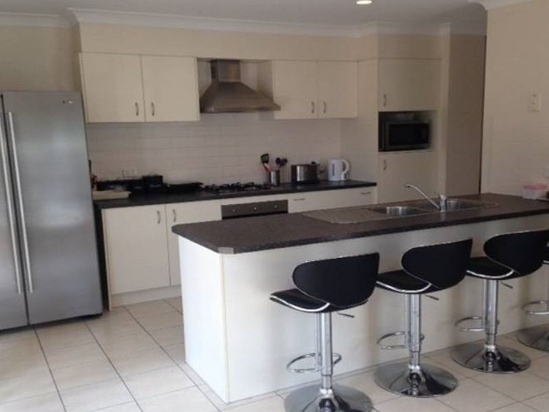 1/13 Bailer Street, Coomera QLD 4209