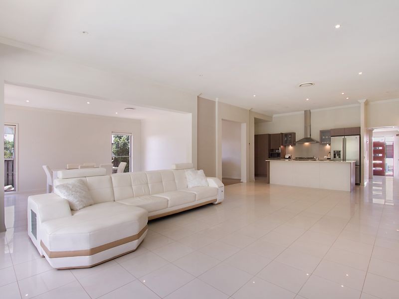 3 Sailaway Court, Coomera QLD 4209