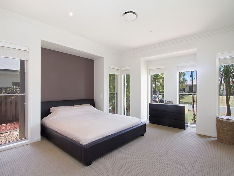 3 Sailaway Court, Coomera QLD 4209