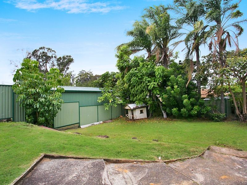 8 Penrith Court, Helensvale QLD 4212