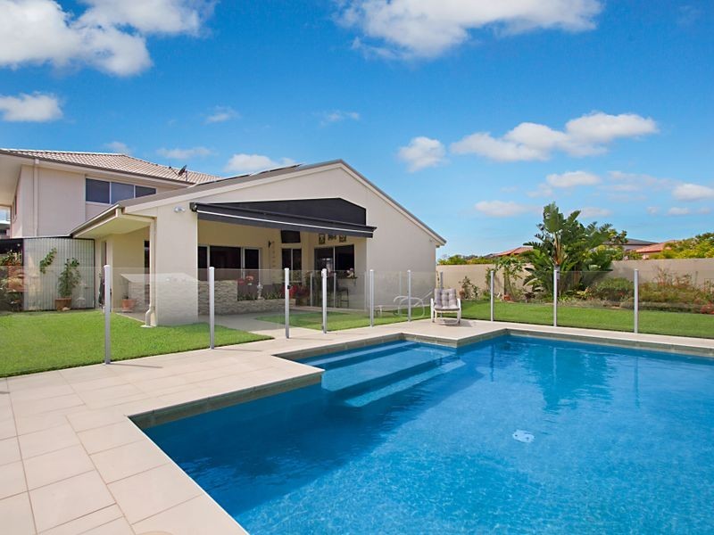 7 Edgewater Place, Helensvale QLD 4212