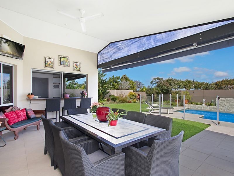 7 Edgewater Place, Helensvale QLD 4212