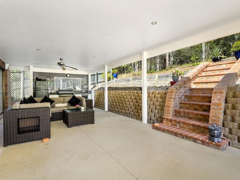 24 Camden Court, Helensvale QLD 4212
