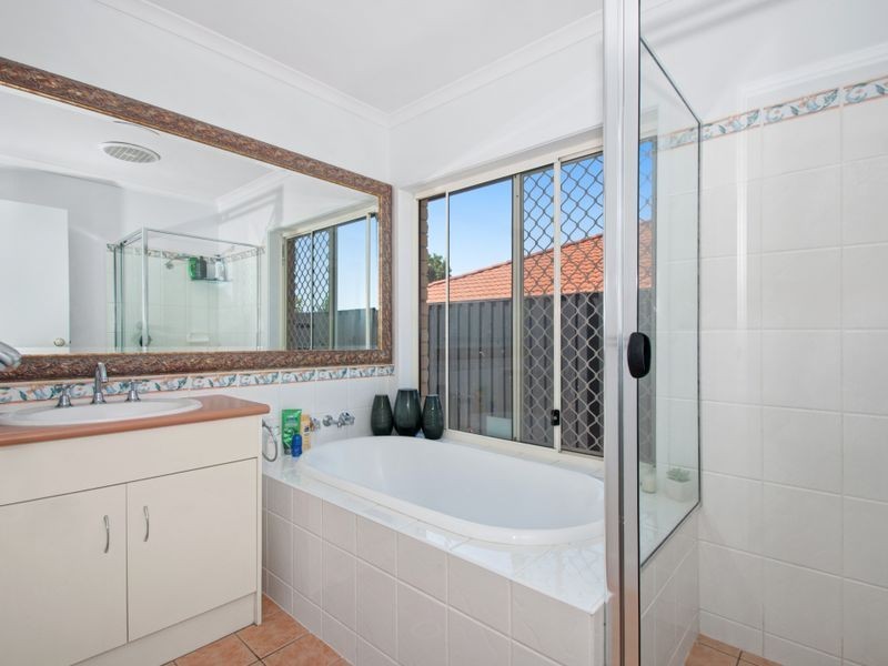 110 Santa Isobel Blvd, Pacific Pines QLD 4211