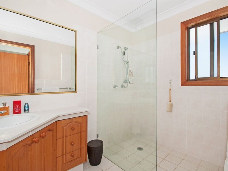 88 Parkes Drive, Helensvale QLD 4212