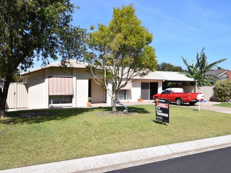 20 Kingaroy Avenue, Helensvale QLD 4212