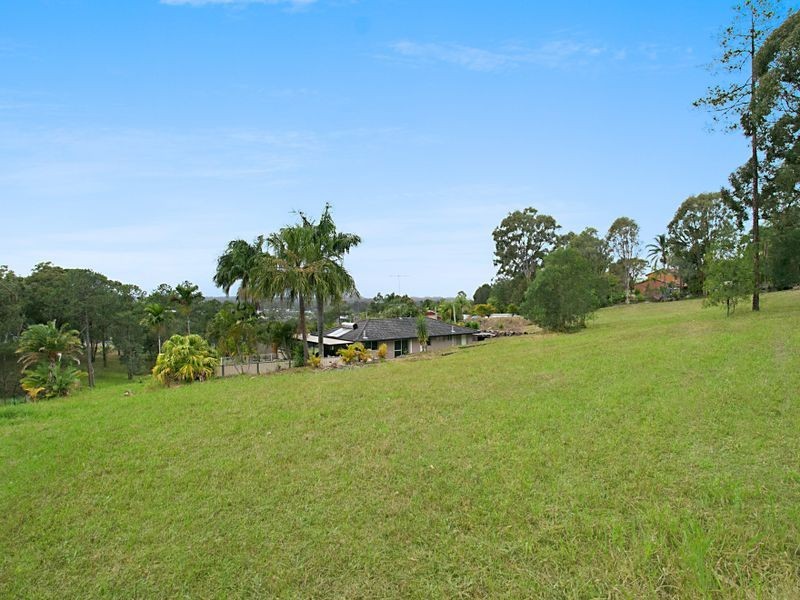 71 Glade Drive, Gaven QLD 4211