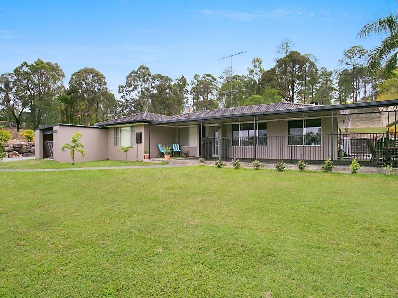71 Glade Drive, Gaven QLD 4211