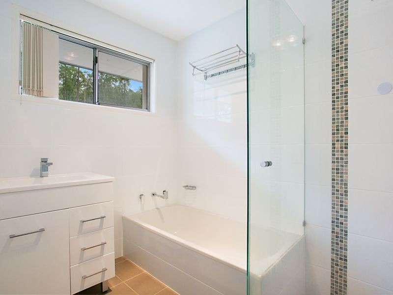 71 Glade Drive, Gaven QLD 4211