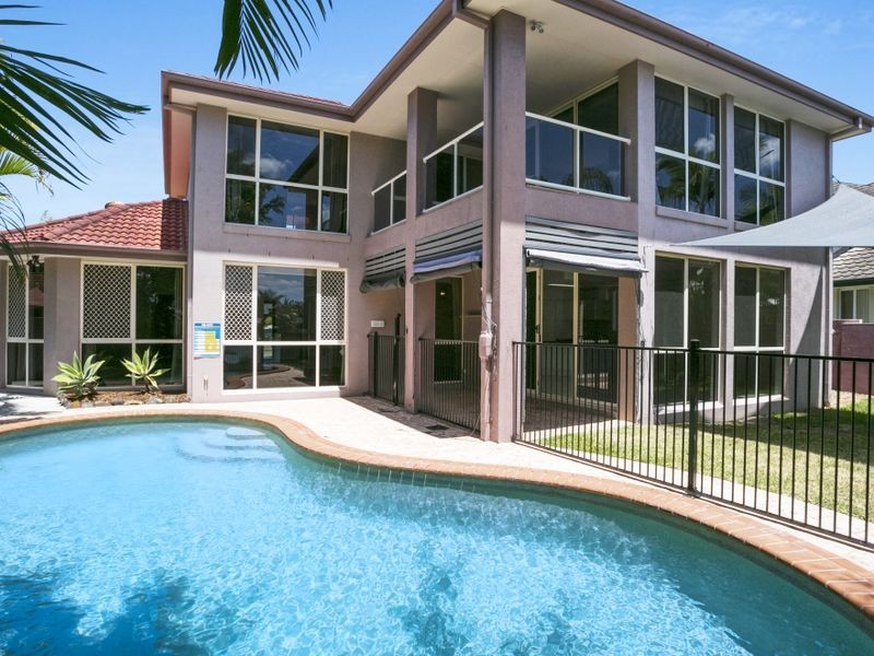 5 Oyster Cove Promenade, Helensvale QLD 4212