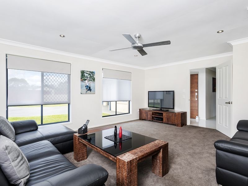 3 Lismore Drive, Helensvale QLD 4212