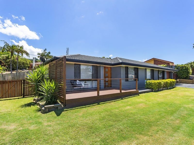 28 Armidale Crescent, Helensvale QLD 4212