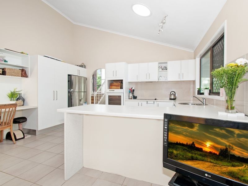 57 Tamworth Drive, Helensvale QLD 4212