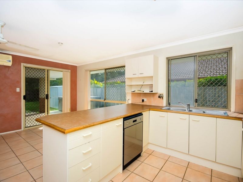 65 Oakdale Avenue, Nerang QLD 4211
