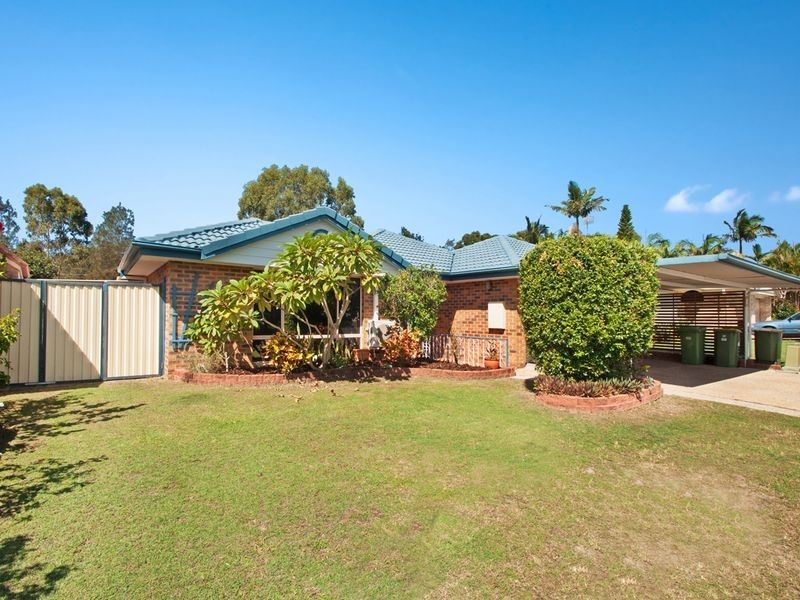 24 Bexley Place, Helensvale QLD 4212