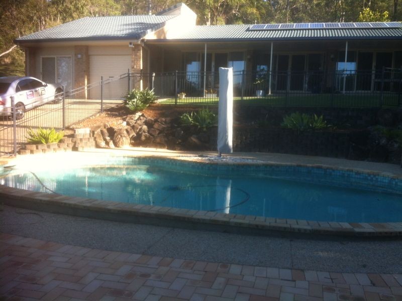 27 Mullewa Crescent, Helensvale QLD 4212