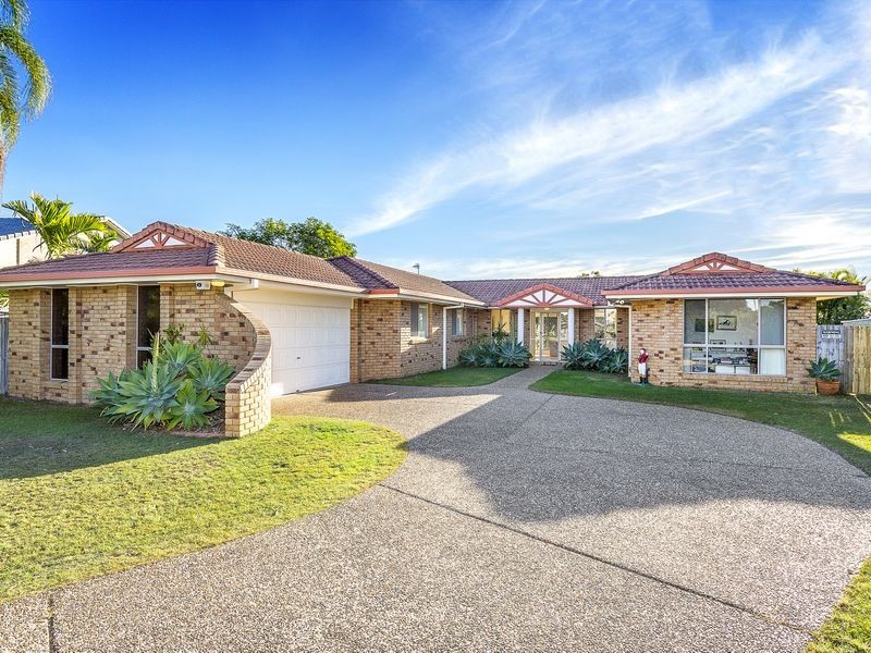 26 Erindale Court, Helensvale QLD 4212