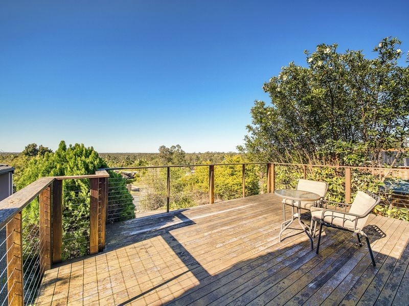 18 Tanunda Drive, Helensvale QLD 4212