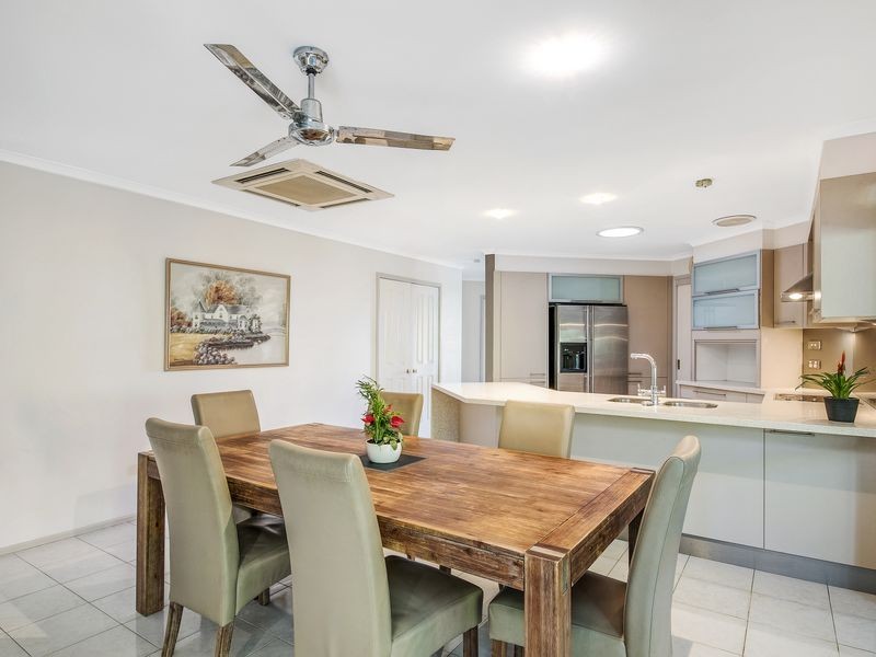 18 Tanunda Drive, Helensvale QLD 4212