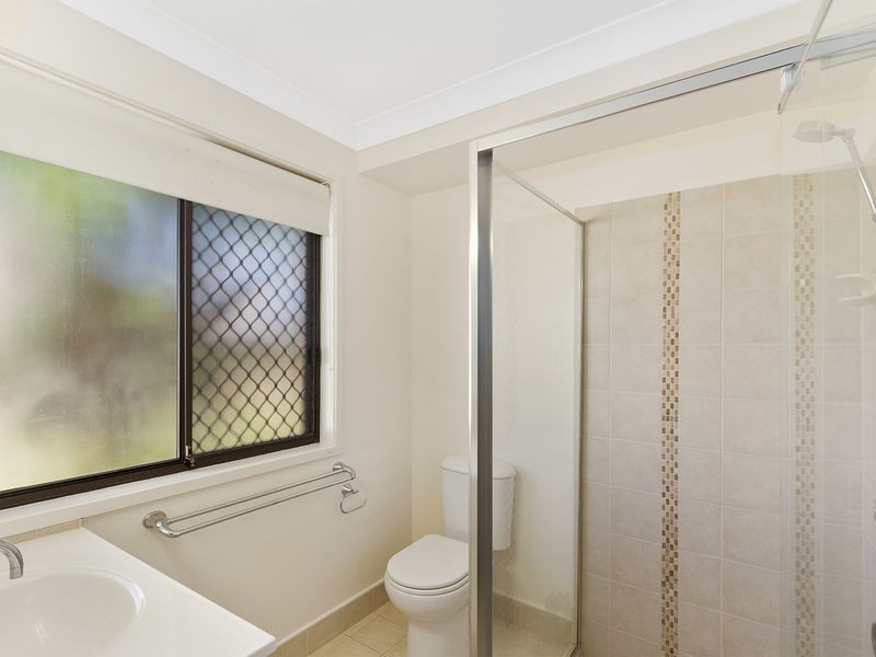 10 Latrobe Avenue, Helensvale QLD 4212