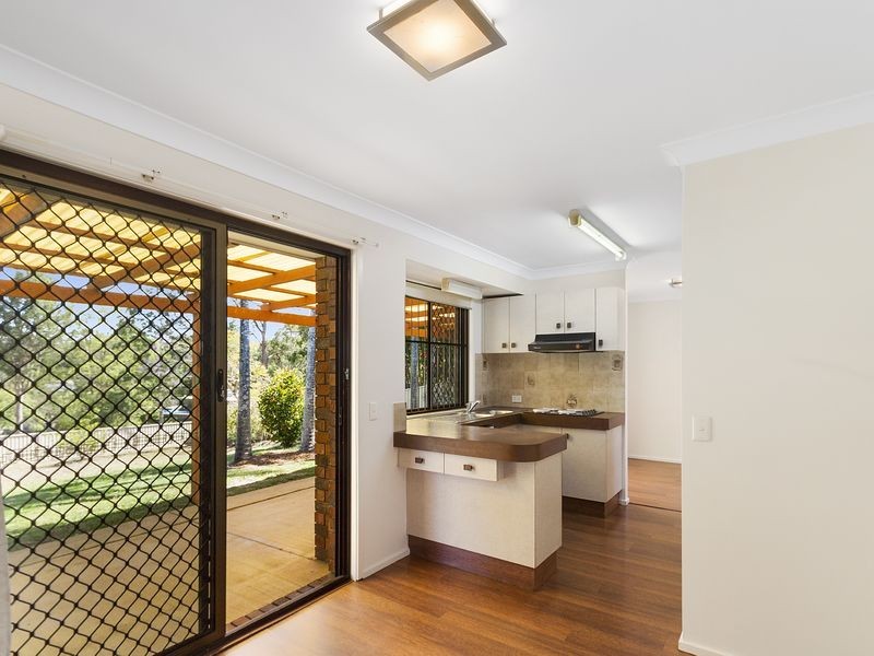 10 Latrobe Avenue, Helensvale QLD 4212