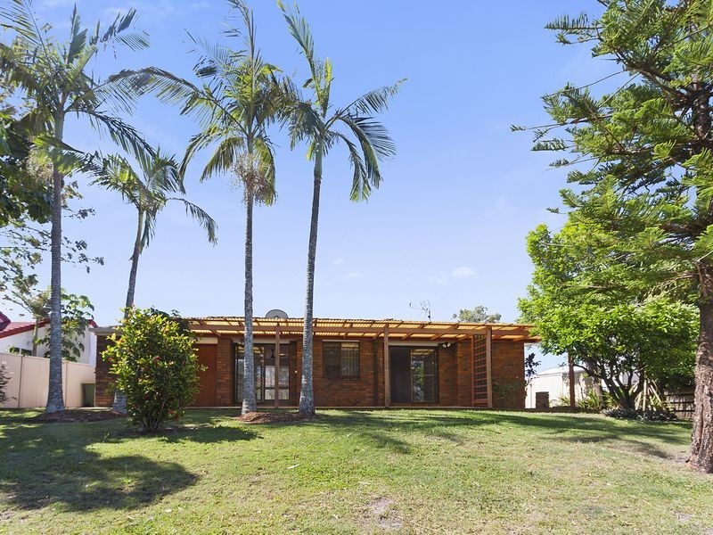 10 Latrobe Avenue, Helensvale QLD 4212