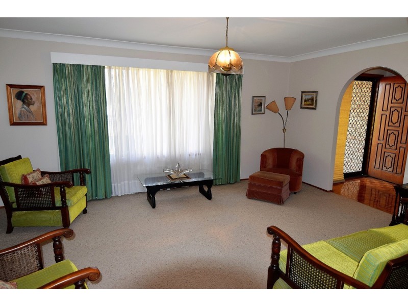 10 Cadell Drive, Helensvale QLD 4212