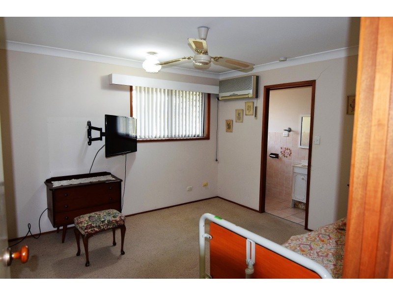 10 Cadell Drive, Helensvale QLD 4212