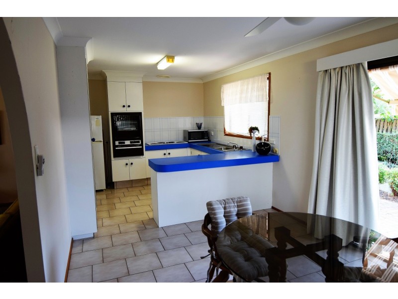 10 Cadell Drive, Helensvale QLD 4212