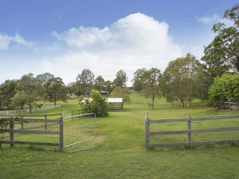 23 Brentwood Terrace, Oxenford QLD 4210