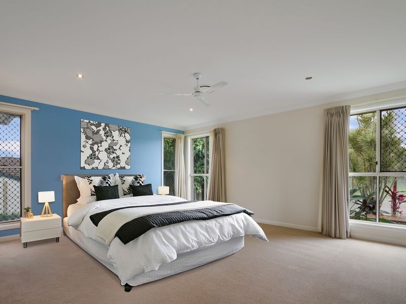 23 Brentwood Terrace, Oxenford QLD 4210