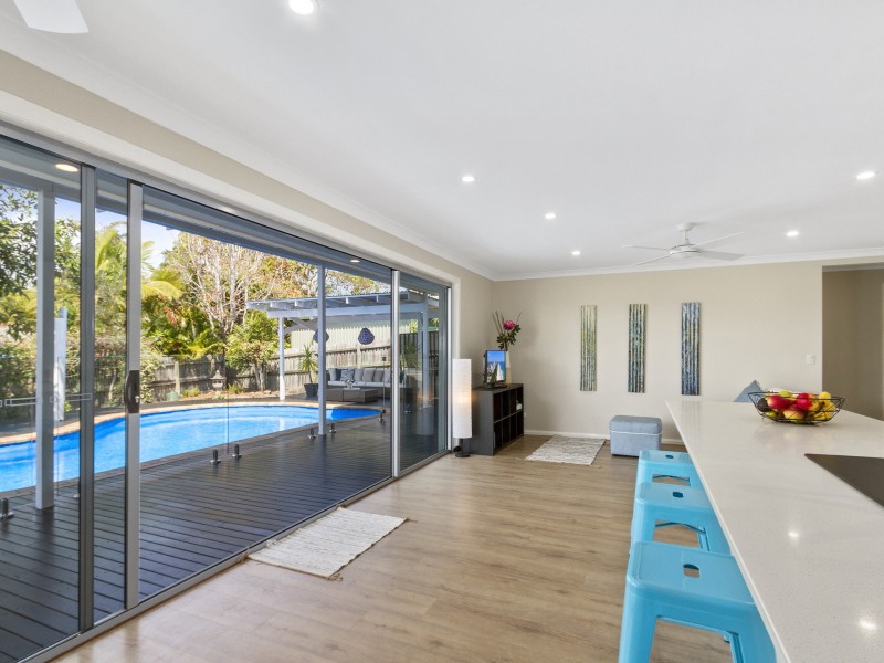 10 Tanunda Drive, Helensvale QLD 4212