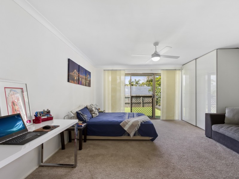 10 Tanunda Drive, Helensvale QLD 4212