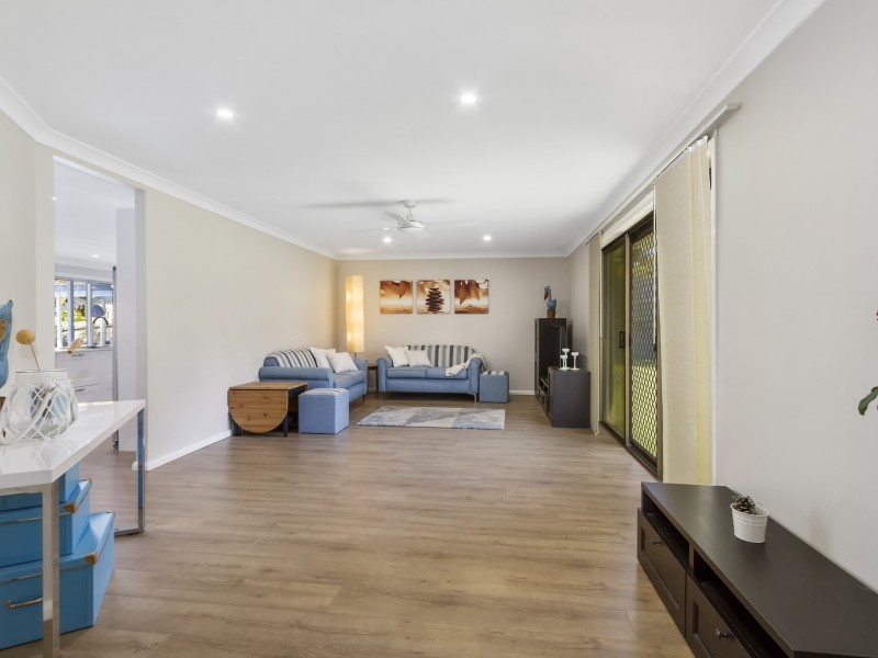 10 Tanunda Drive, Helensvale QLD 4212