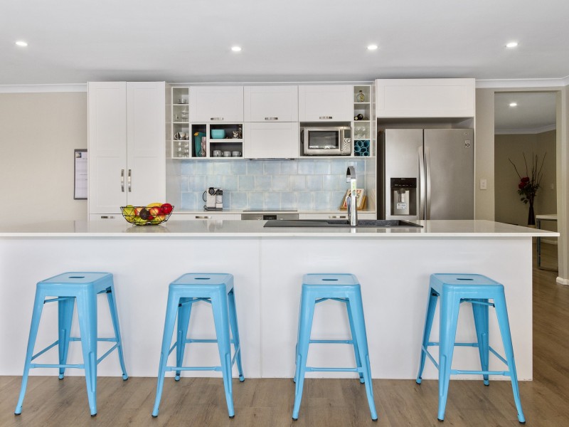 10 Tanunda Drive, Helensvale QLD 4212