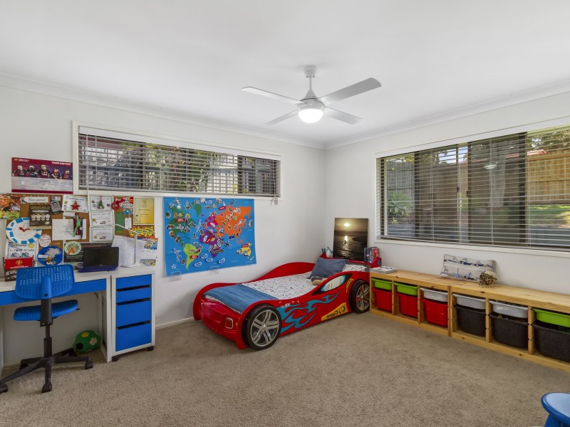 10 Tanunda Drive, Helensvale QLD 4212